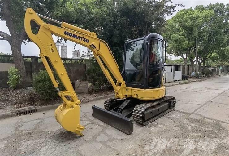Komatsu PC35 Mini Escavadoras <7t