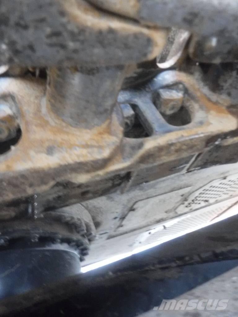 Hitachi ZX 210 LC-7 Escavadoras de rastos