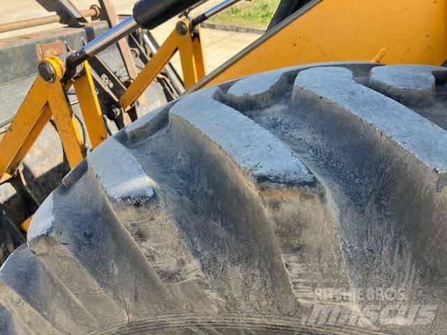 JCB 4 CX Retroescavadoras