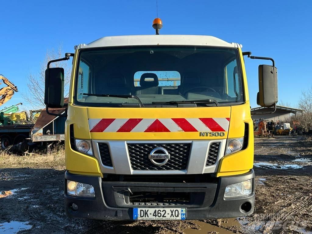 Nissan NT500 Pick up de caixa aberta