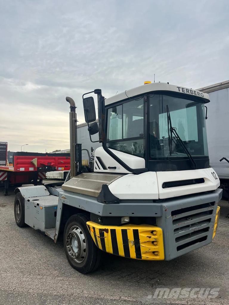 Terberg TT223 Tractores terminais