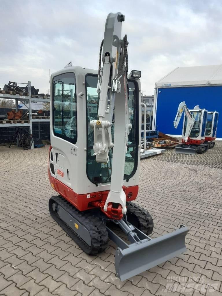 Takeuchi TB216 V2 Mini Escavadoras <7t