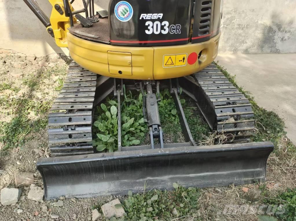 CAT 303 CR Mini Escavadoras <7t