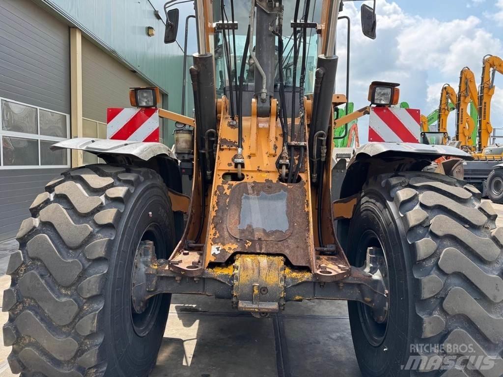 CASE 621F XR Pás carregadoras de rodas