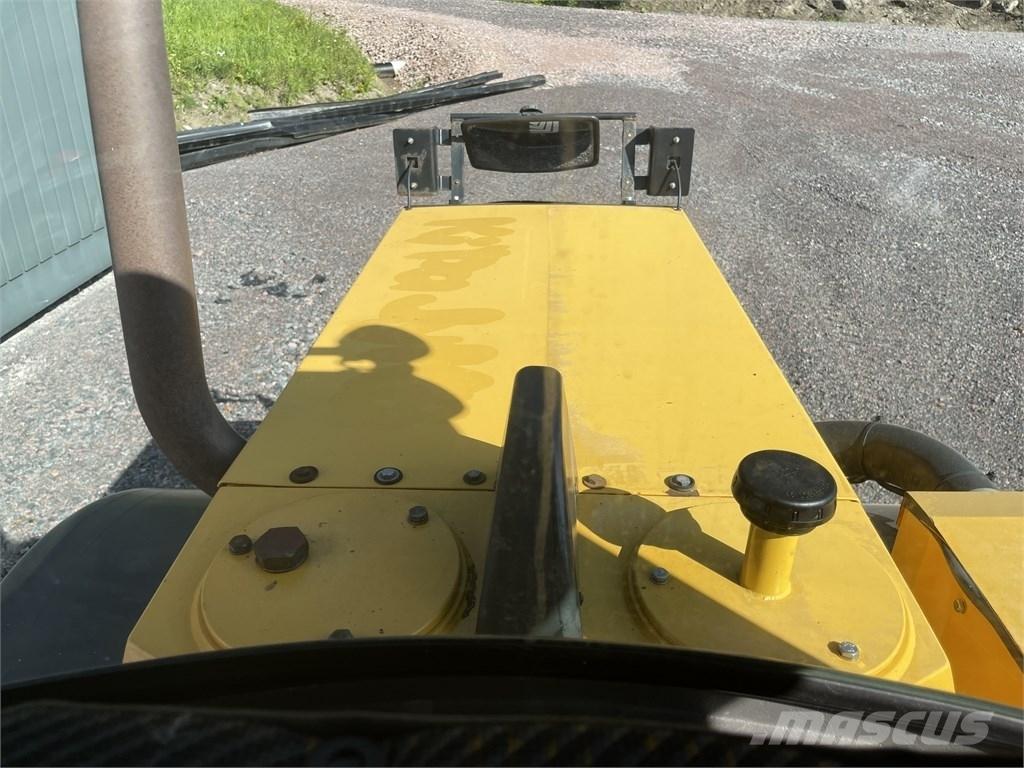 Lundberg 4200 LS Tractores compactos