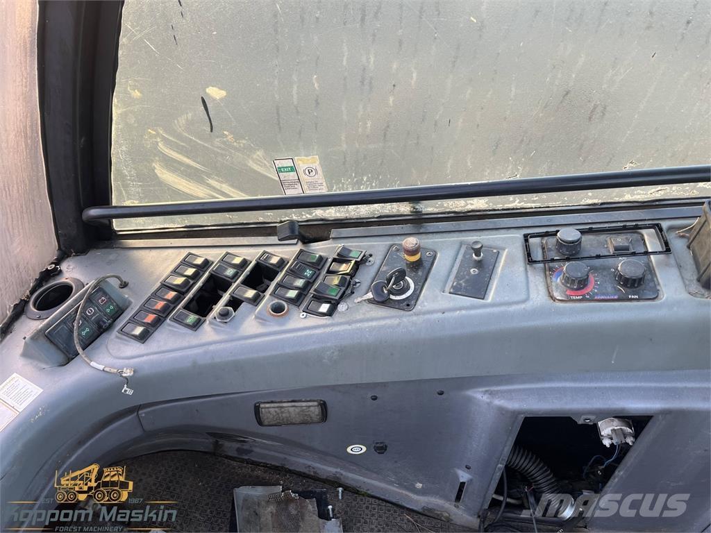 Timberjack 1270C Cabines e interior