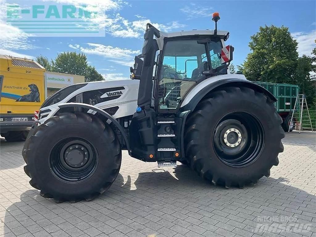 Valtra q245 Tratores Agrícolas usados