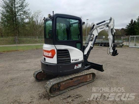 Bobcat E 26 Mini Escavadoras <7t
