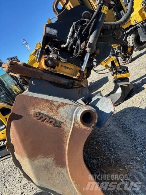 CAT 320 Escavadoras de rastos