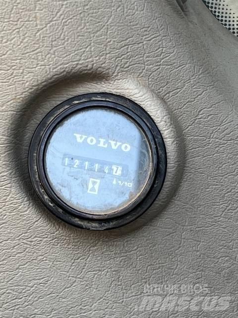 Volvo EC 220 DL Escavadoras de rastos