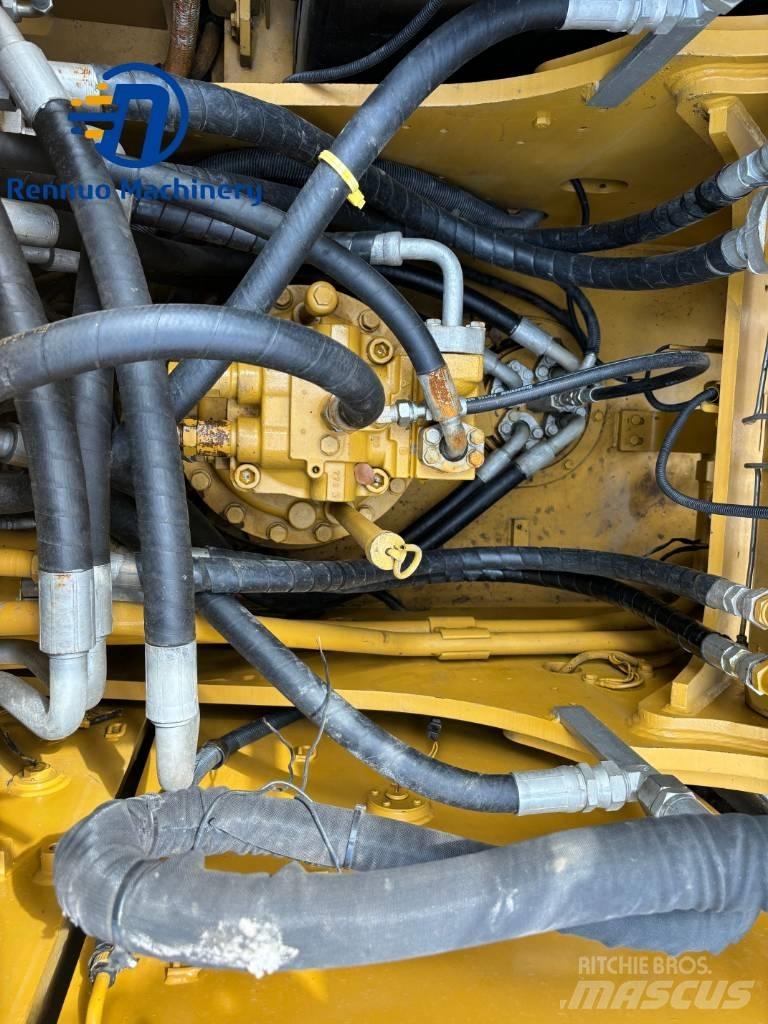 CAT 323 Escavadoras de rastos