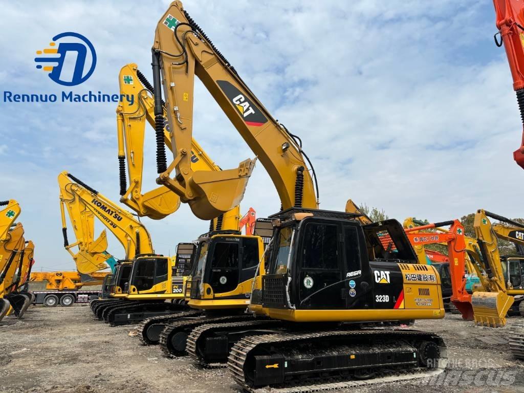 CAT 323 Escavadoras de rastos