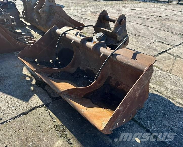 Hitachi ZX170-5B Acessórios Retroescavadoras