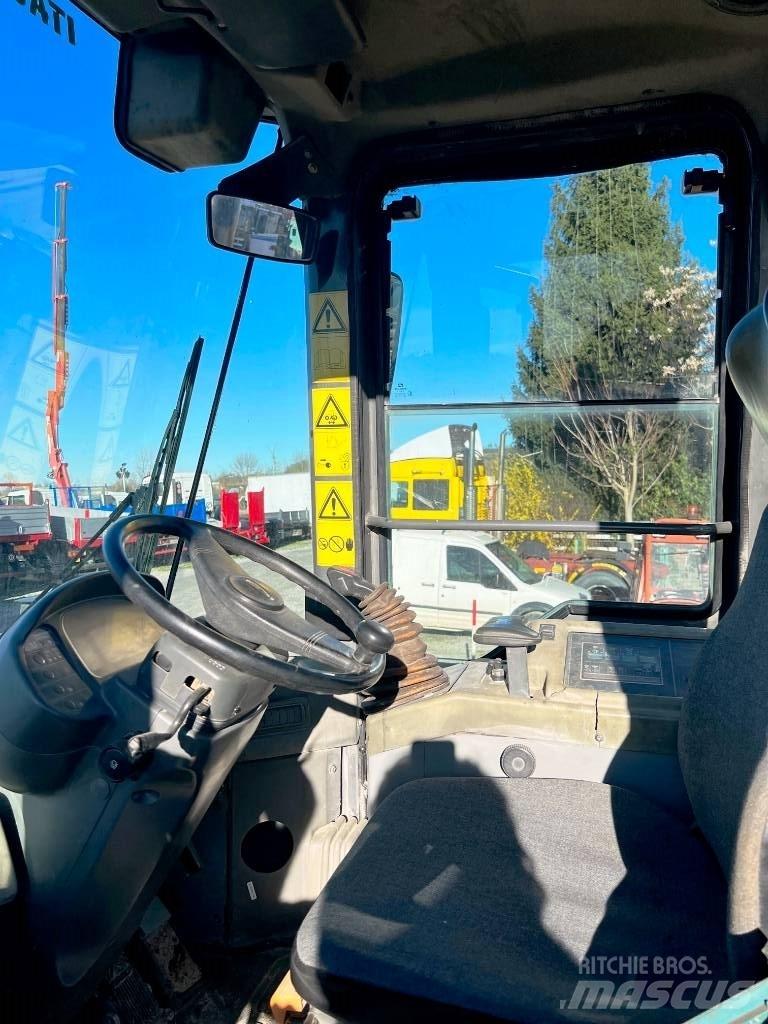 Komatsu WA 320 Pás carregadoras de rodas
