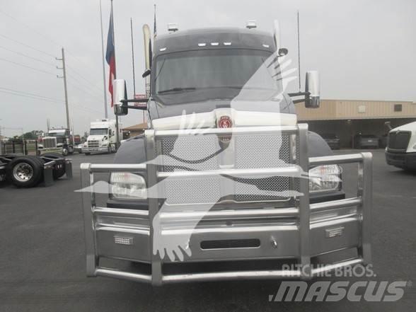 Kenworth T880 Tractores (camiões)