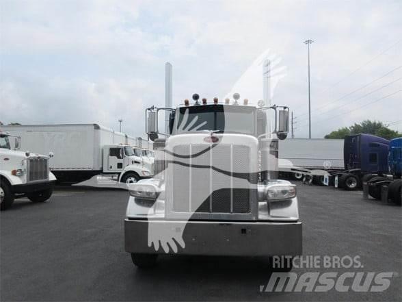 Peterbilt 388 Tractores (camiões)