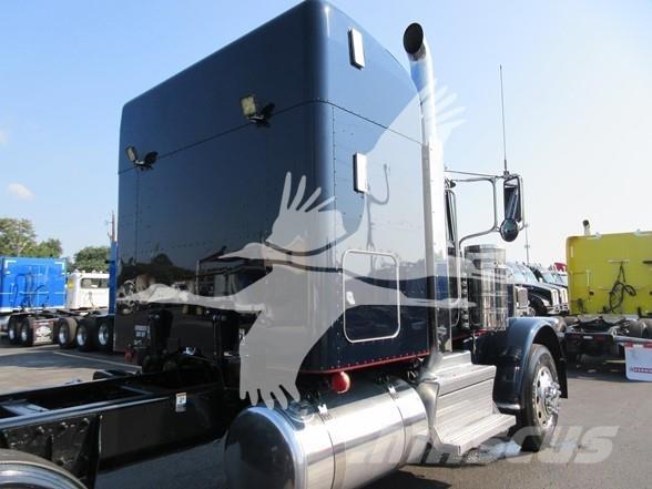 Peterbilt 389 Camiões de chassis e cabine