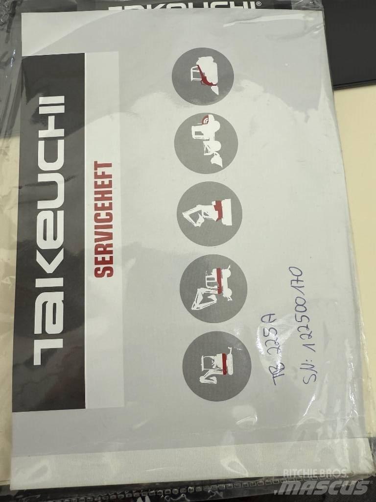 Takeuchi TB 225 V3 Mini Escavadoras <7t