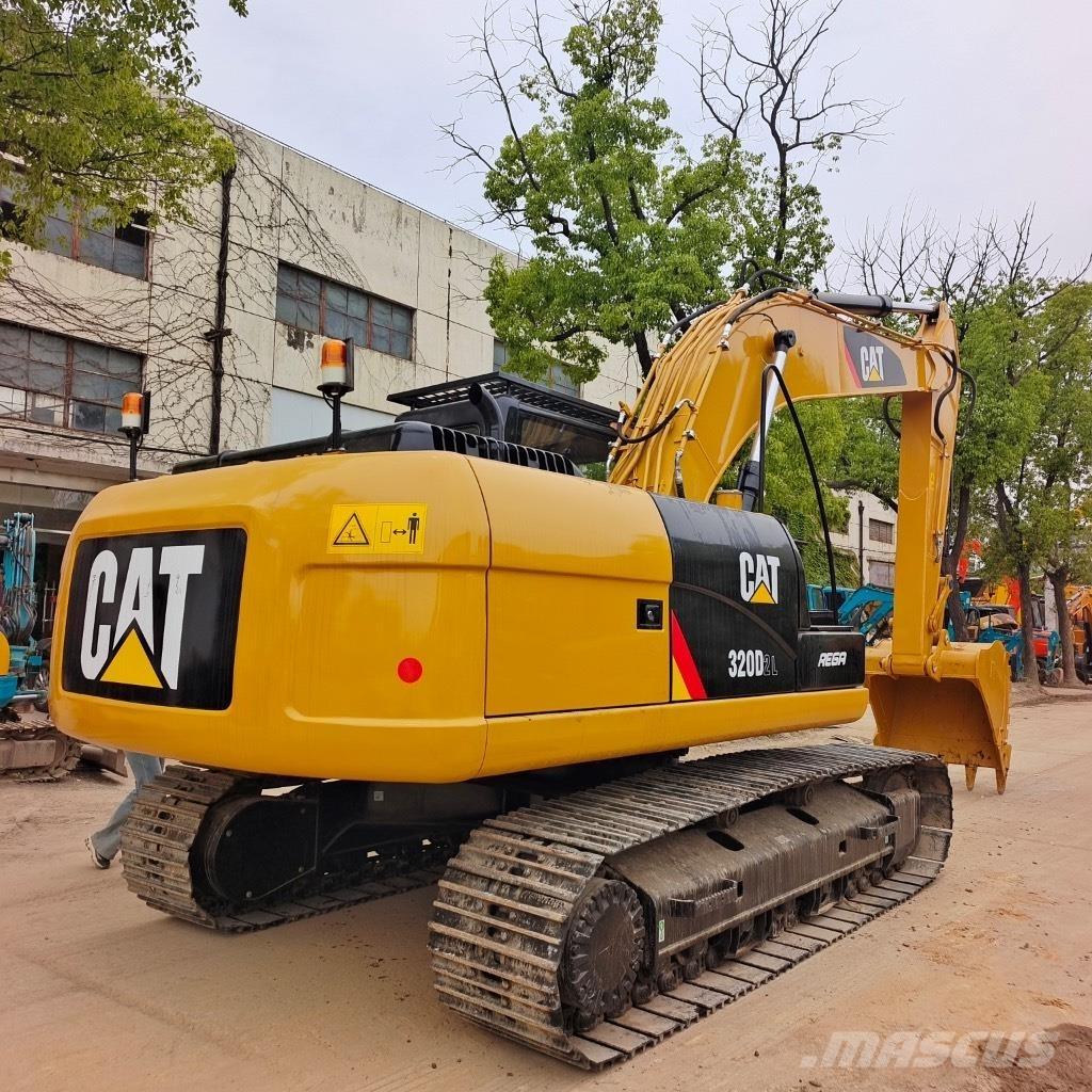 CAT 320 D L Escavadoras de rastos