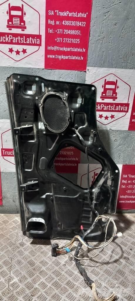 Scania R 440   1534512 Cabines e interior