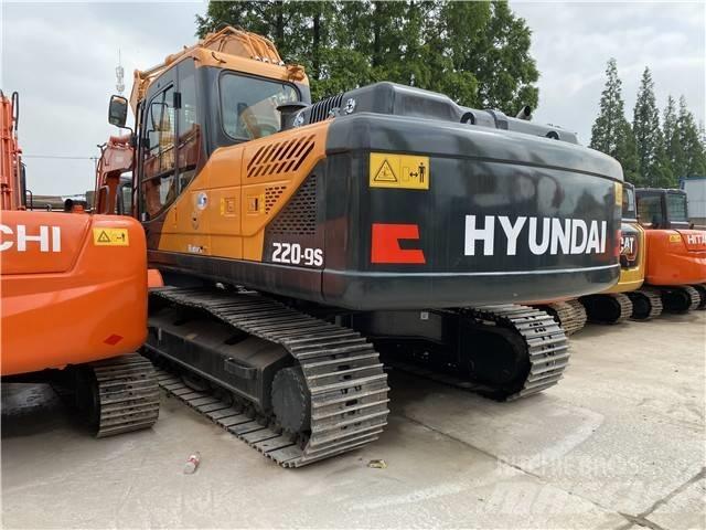 Hyundai Robex 220 LC Escavadoras de rastos