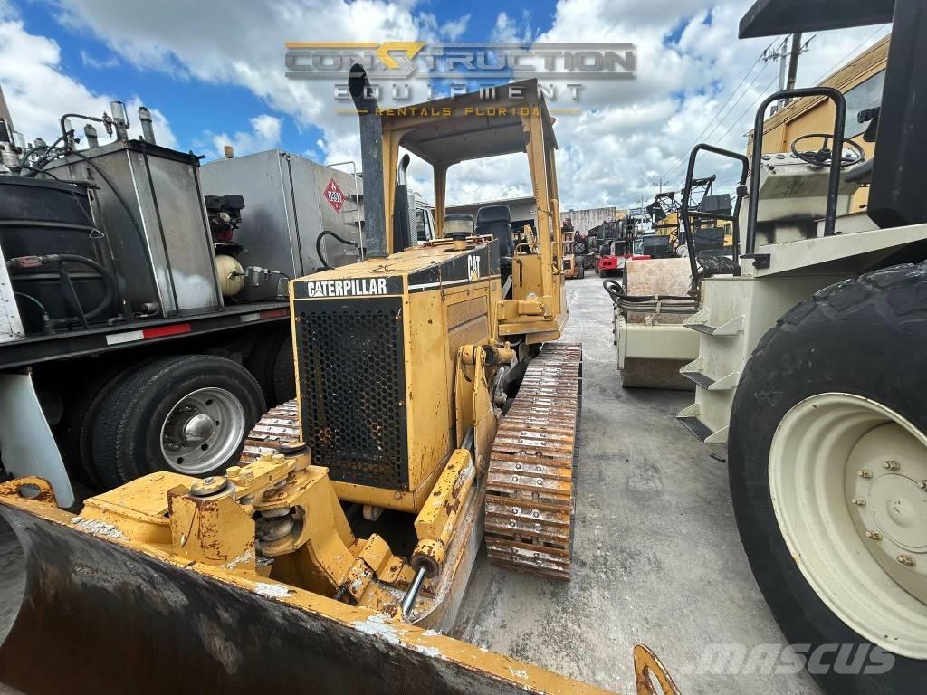 CAT D 3 C III Dozers - Tratores rastos