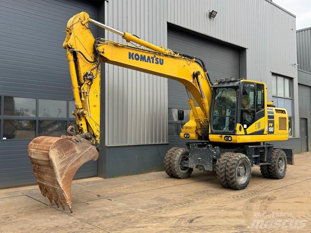 Komatsu PW180-11 Escavadoras de rodas