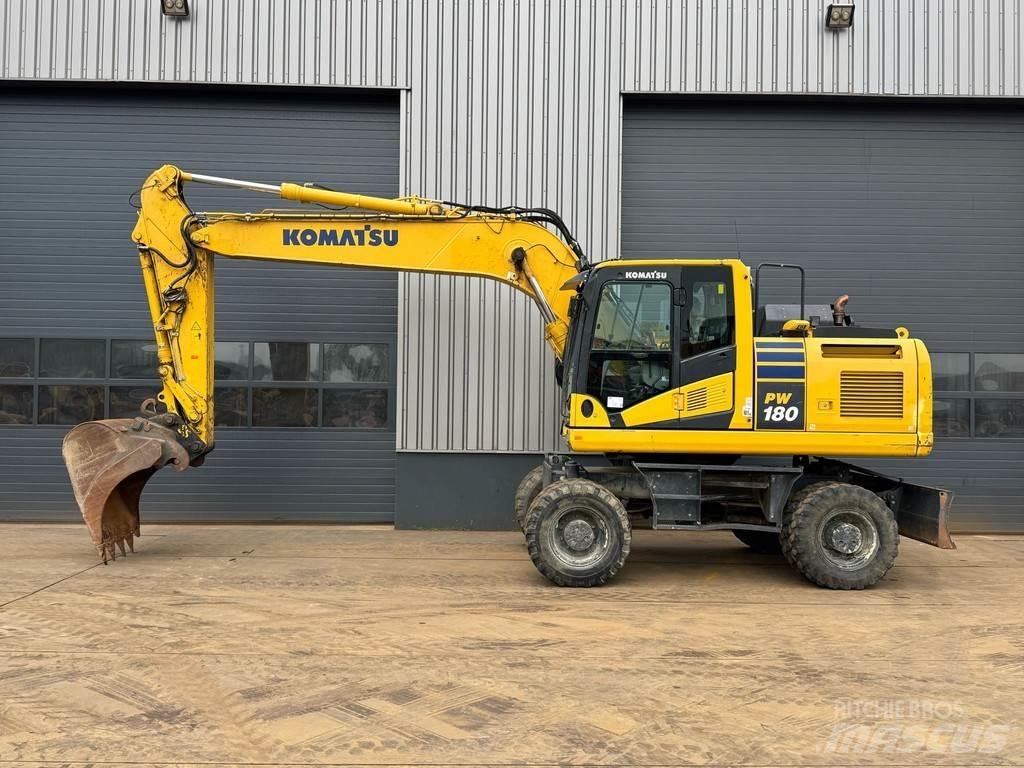Komatsu PW180-11 Escavadoras de rodas