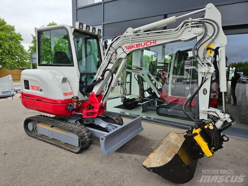 Takeuchi TB 230 Mini Escavadoras <7t