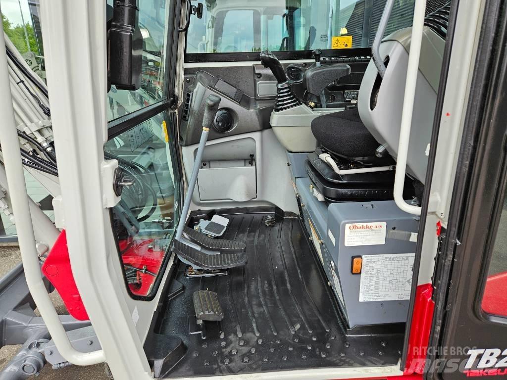 Takeuchi TB 230 Mini Escavadoras <7t