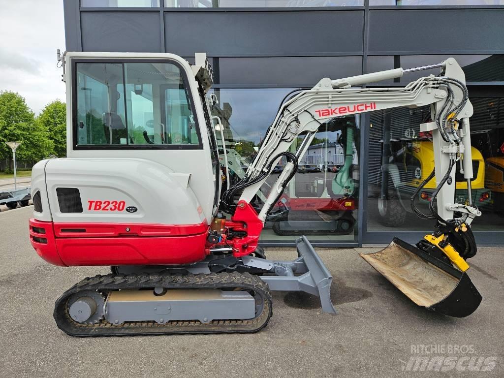 Takeuchi TB 230 Mini Escavadoras <7t