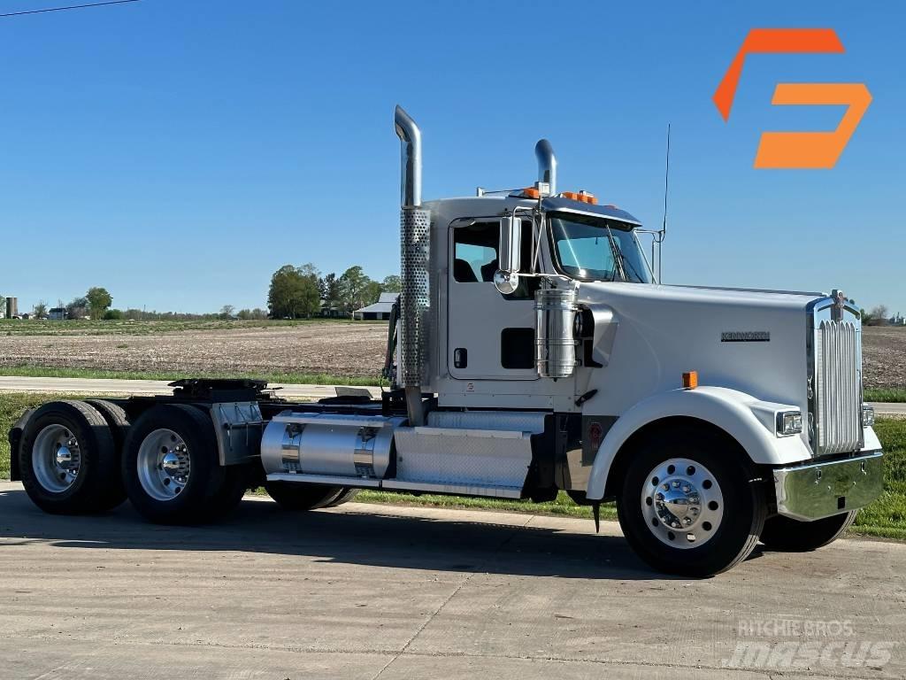 Kenworth W900 Tractores (camiões)