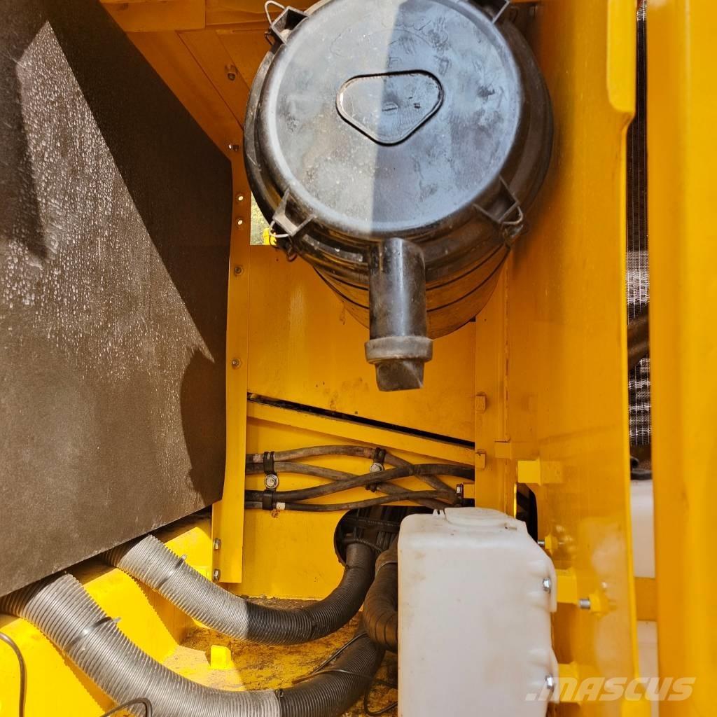 Komatsu PC 200-8 Escavadoras de rastos