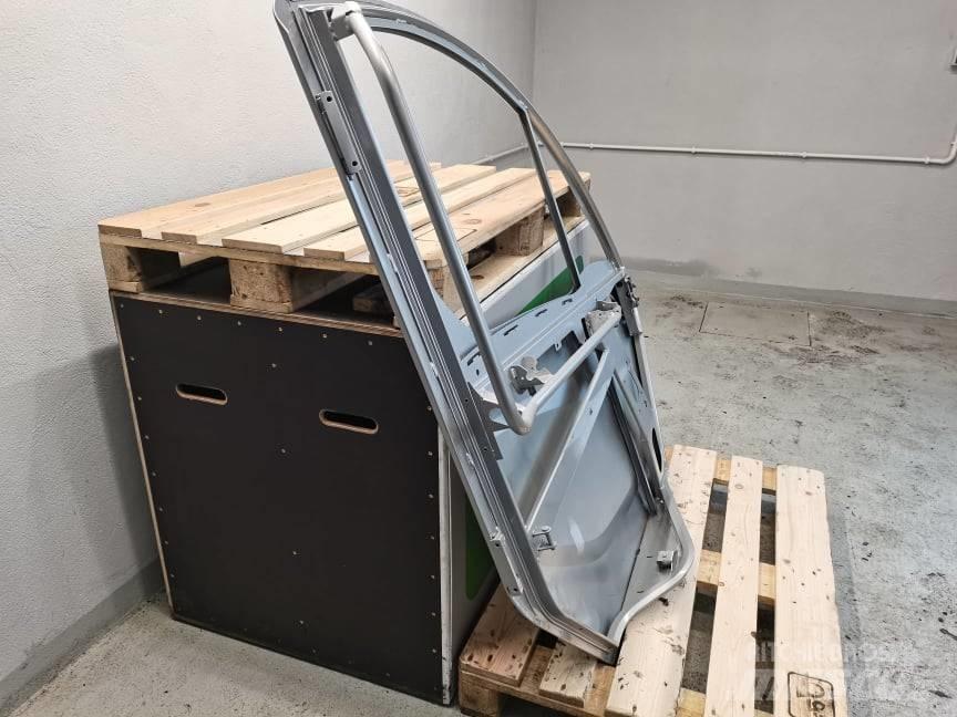Manitou MLT 635 door Cabines e interior máquinas construção