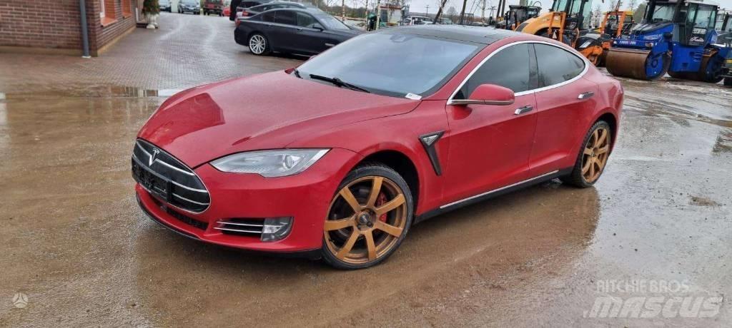 Tesla Model S P85D Carros Ligeiros