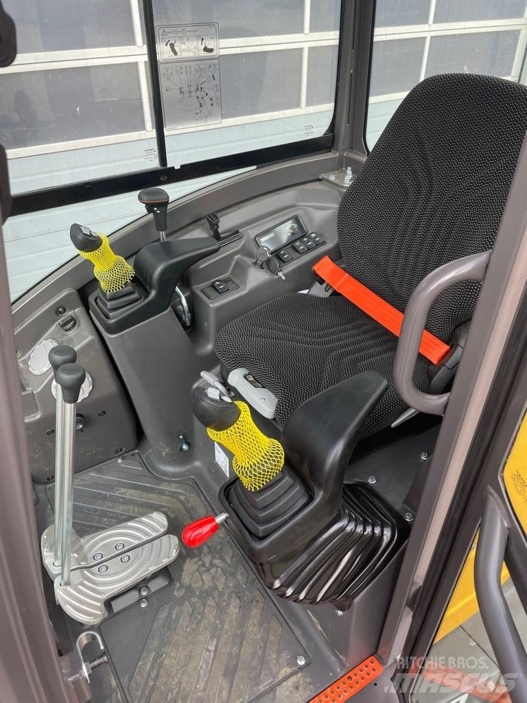 Volvo EC27D Mini Escavadoras <7t