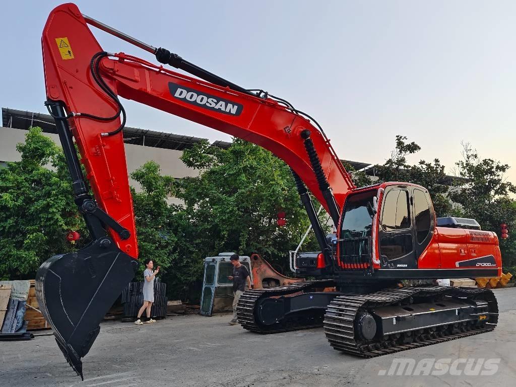 Doosan DX 300 LC-9C Escavadoras de rastos