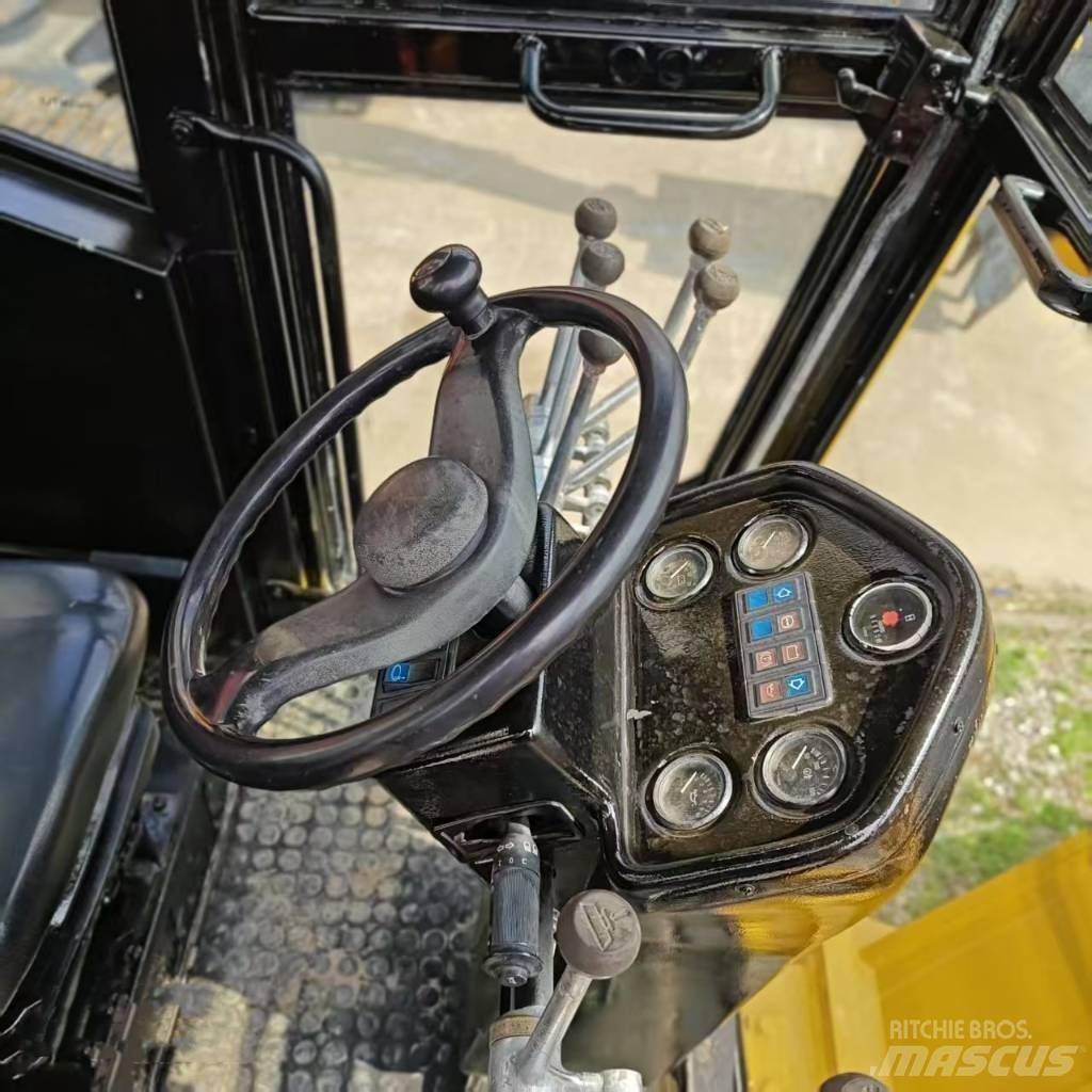 CAT 140 Motoniveladoras