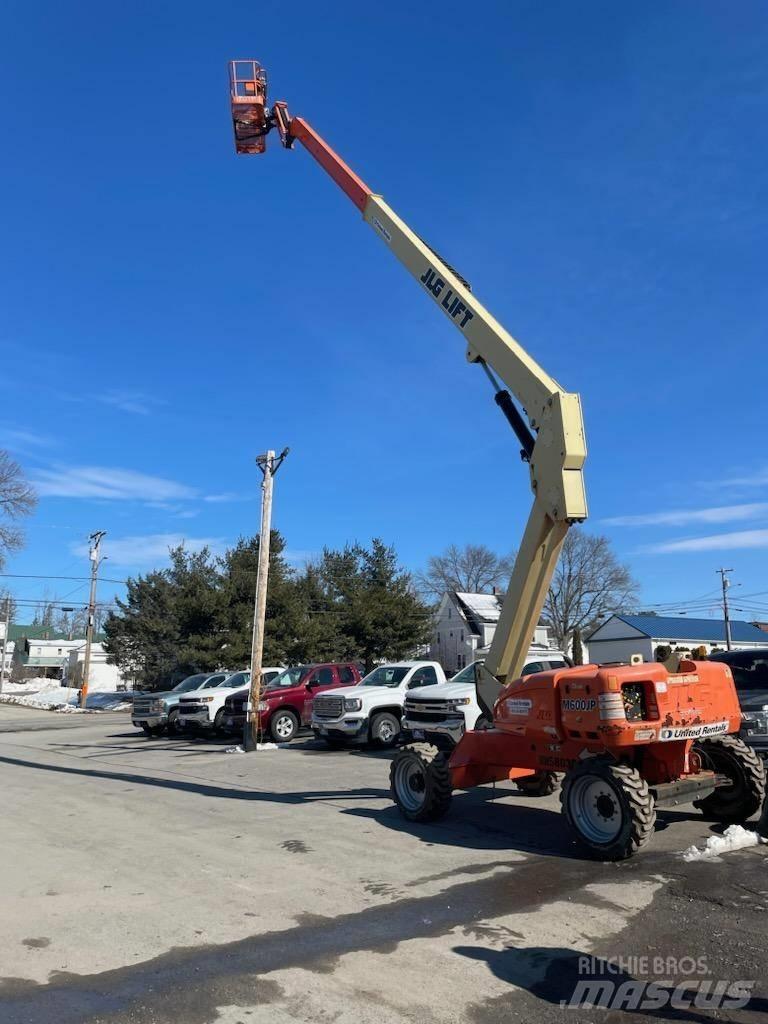 JLG M-600-JP Elevadores braços articulados