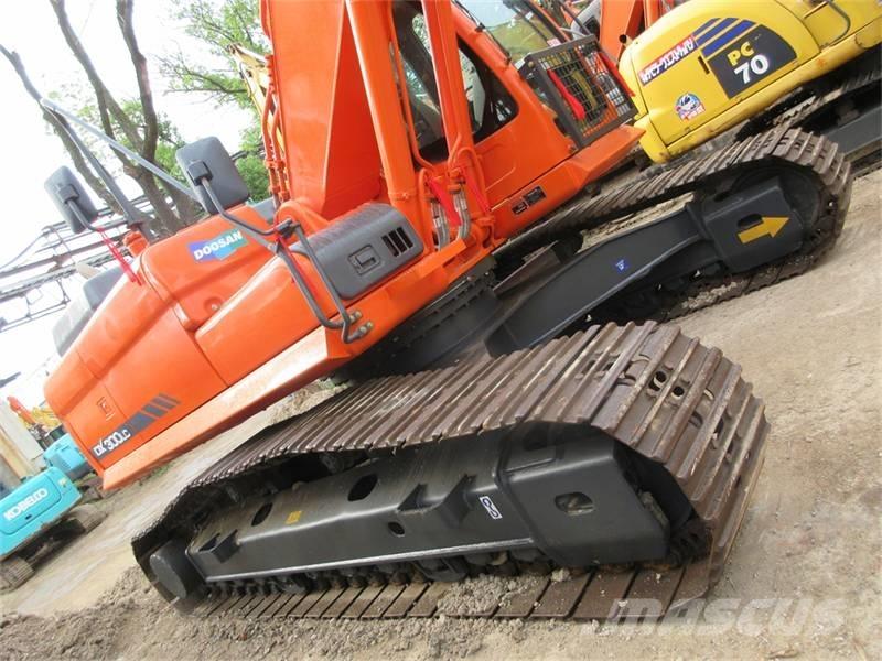 Doosan DX 300 LC Escavadoras de rastos