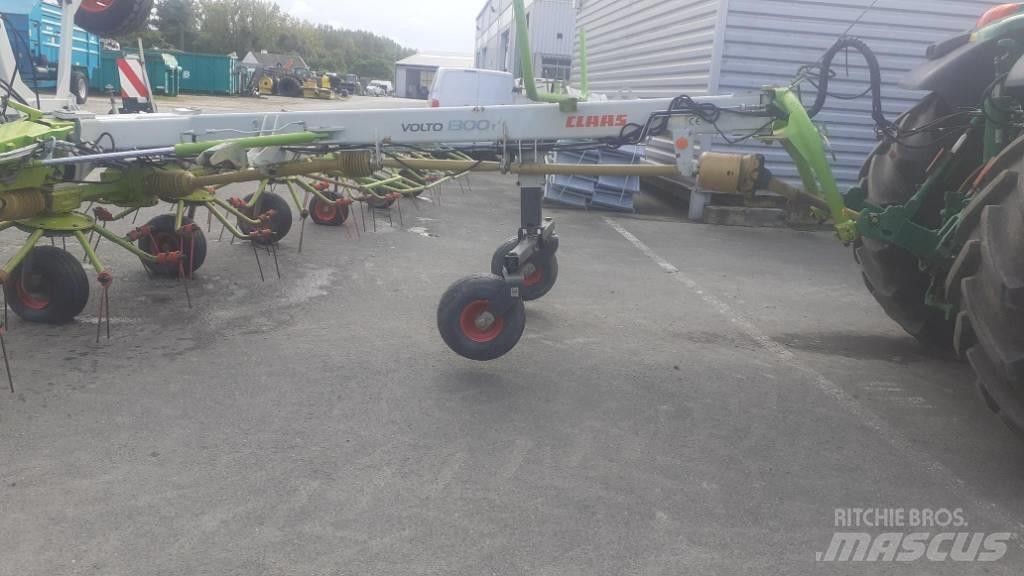 CLAAS VOLTO 1300 T Ancinho virador