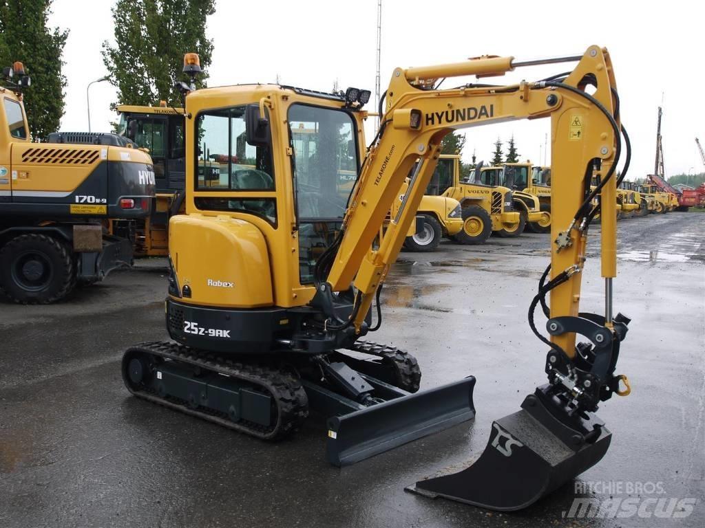 Hyundai R25Z-9AK Mini Escavadoras <7t