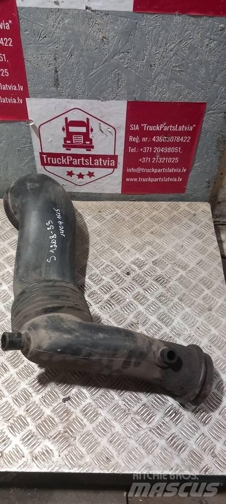 Scania 94 D.  1409145 Cabines e interior