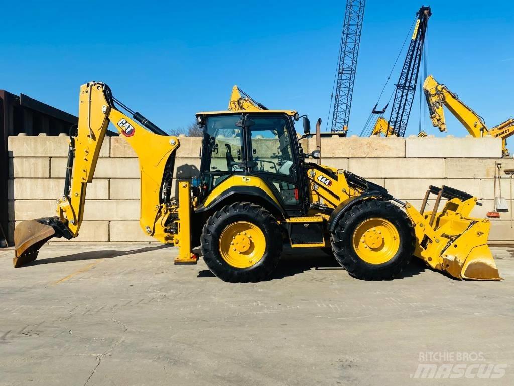 CAT 444  4x4 Retroescavadoras