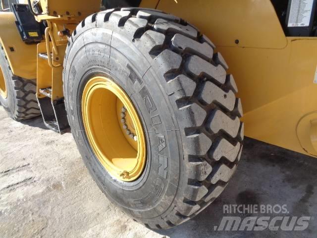 CAT 926M Pás carregadoras de rodas