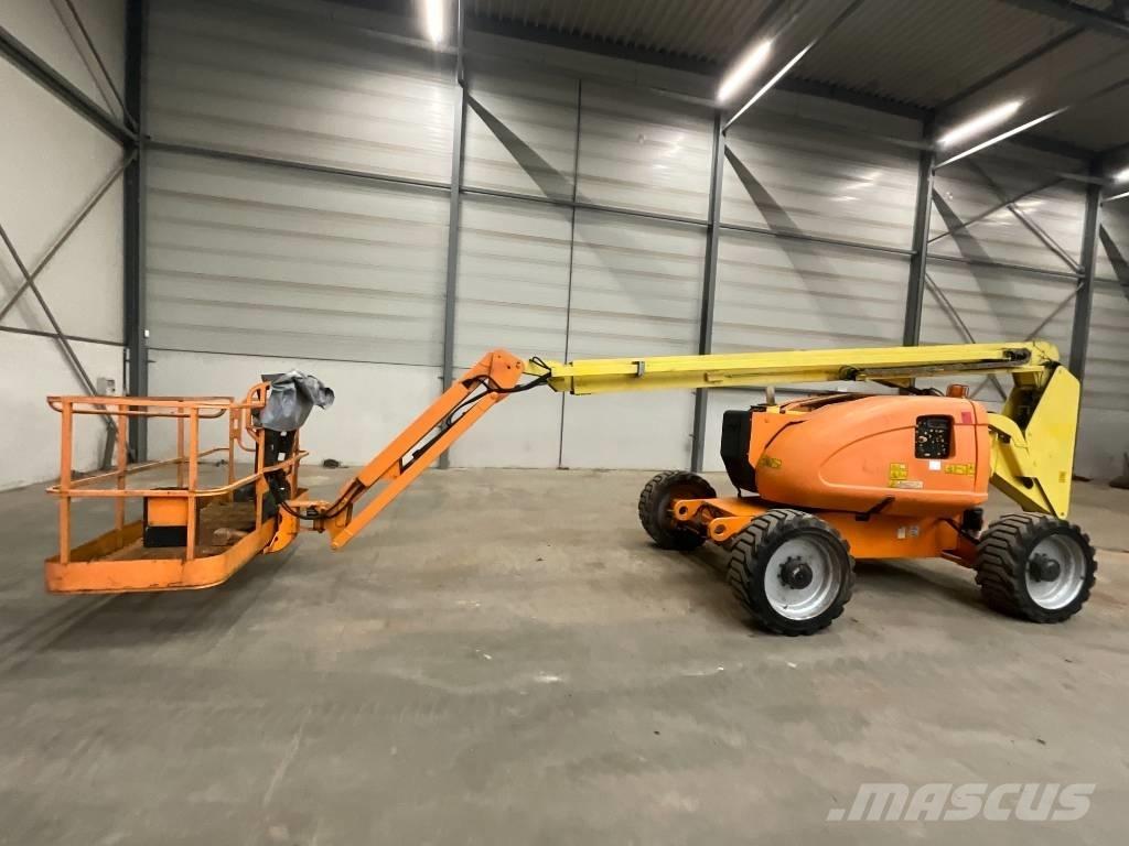 JLG 600 AJ   4x4x4 Elevadores braços articulados