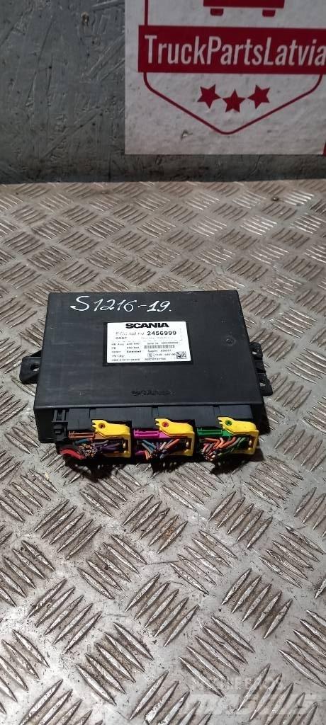 Scania R 440   2456999 Electrónica