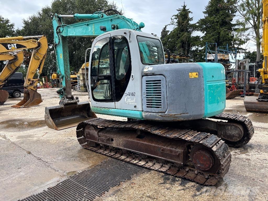 Kobelco SK 135 Escavadoras de rastos