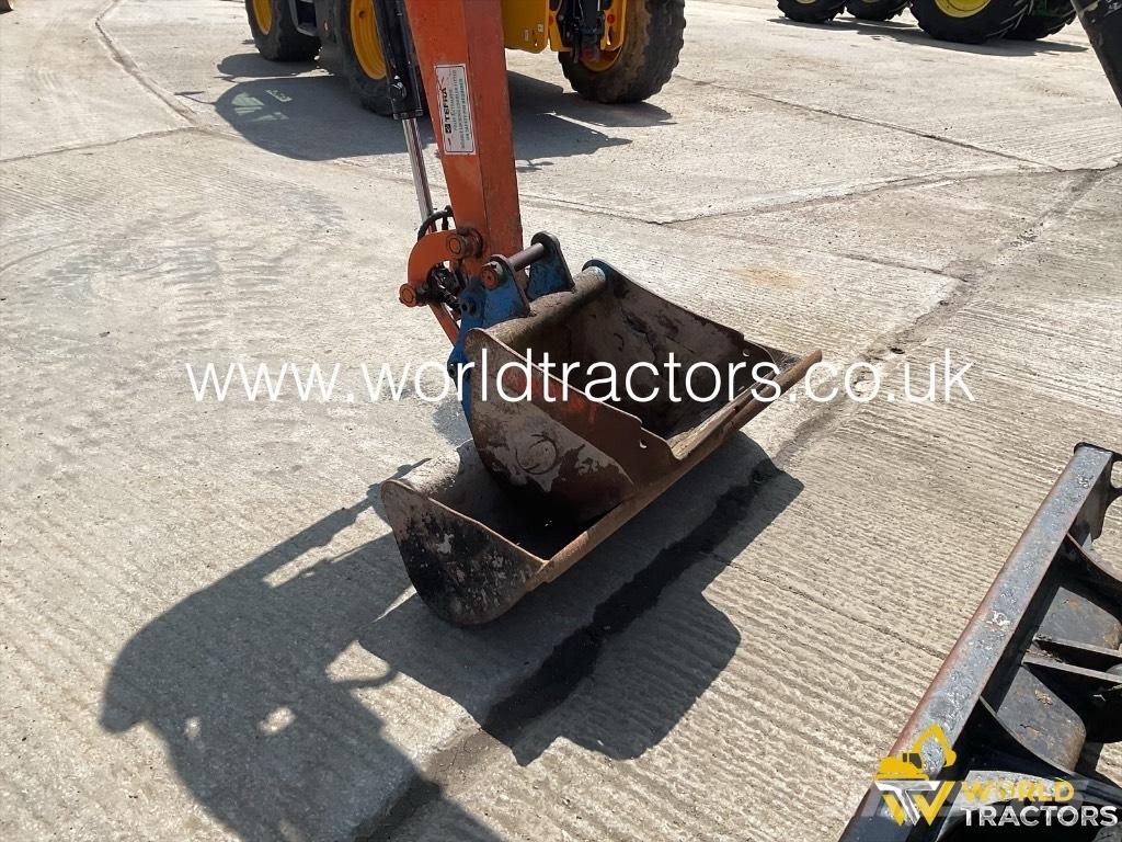 Hitachi ZX 26 U-5A Mini Escavadoras <7t