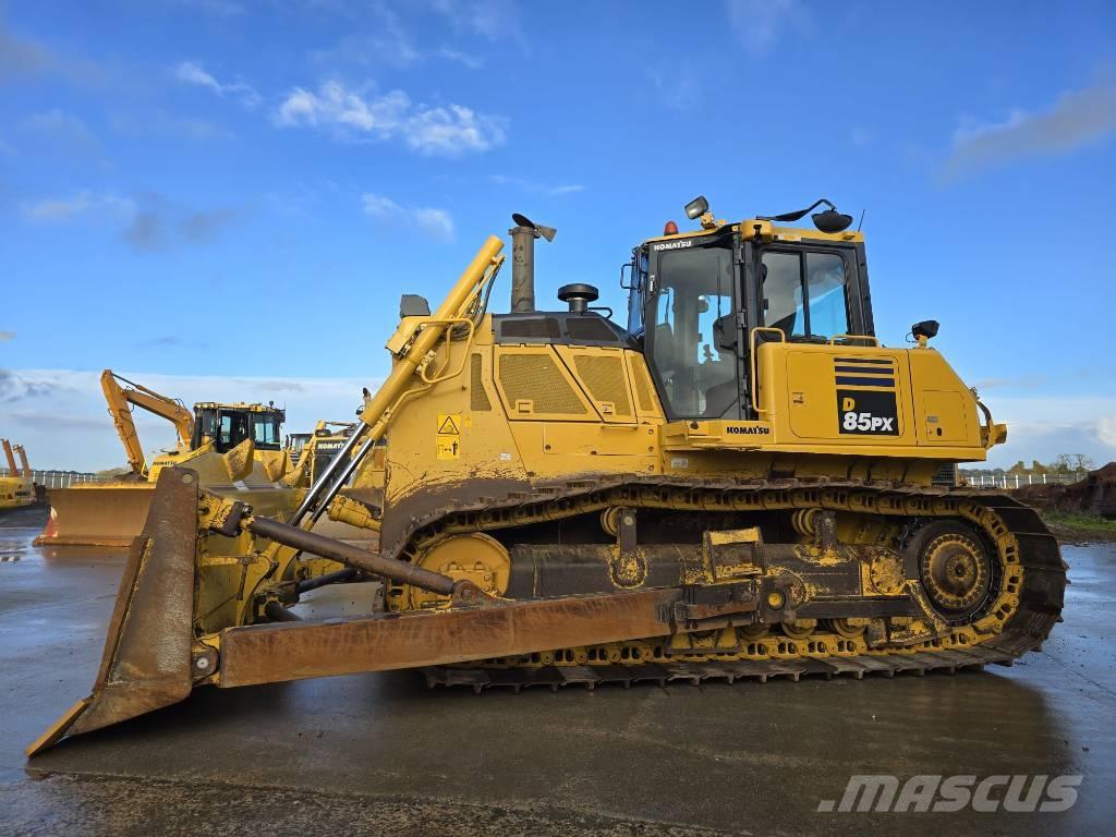 Komatsu D85PX-18 Dozers - Tratores rastos